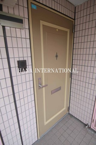 タイヨーハイツの玄関