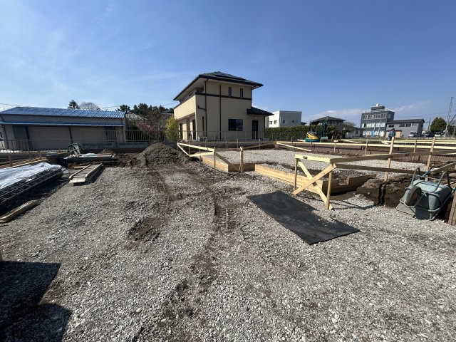 新築　前橋市亀里町第1　Livele Garden.S　2号棟の駐車場|現地写真　駐車スペースは2台分可能です！
