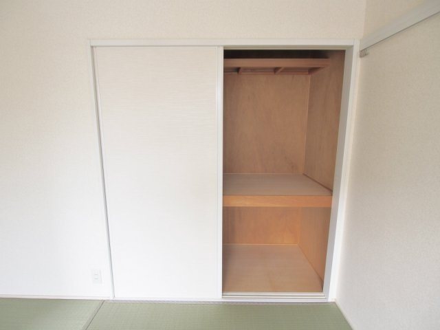 ディアスセレナKの収納