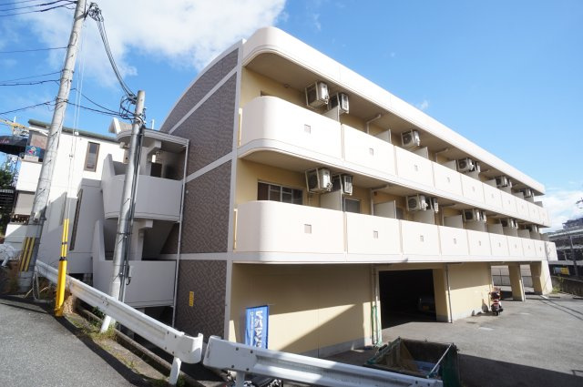 ベルコリーヌ宝塚の外観