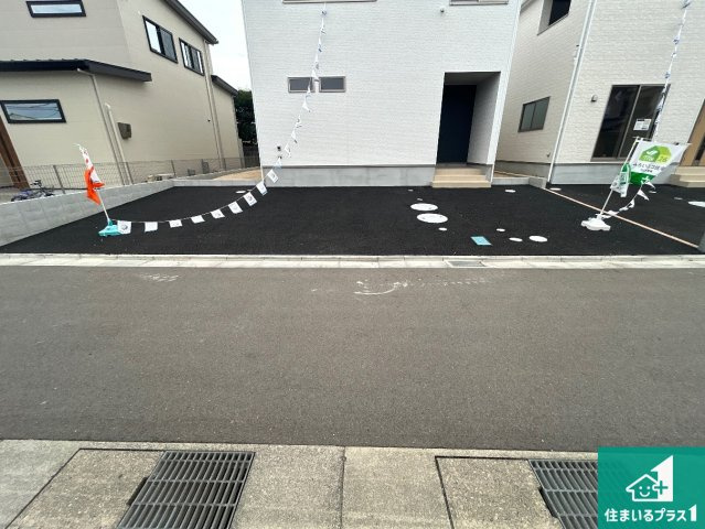 和歌山市有本　第4期　新築一戸建ての駐車場|２台分の駐車スペース有り！急な来客でも安心です！