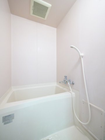 あるふぁⅡの浴室|※写真は別の部屋のものです。