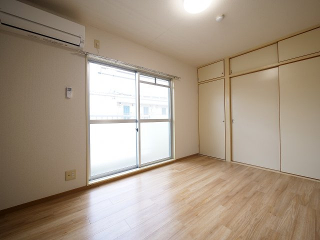 あるふぁⅡの洋室|※写真は別の部屋のものです。