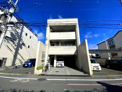Ｓ．Ｔ．Ｆ．　Ｂｌｄ．の外観