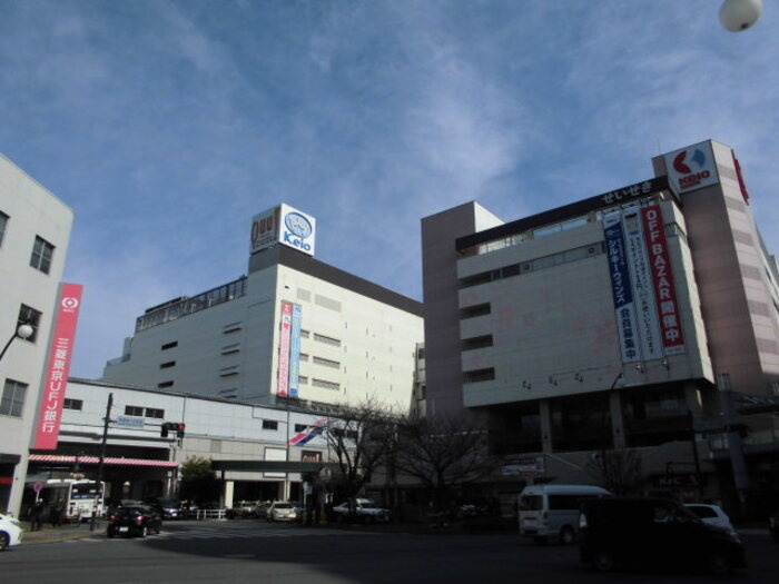 多摩市東寺方１丁目のタウンの周辺
