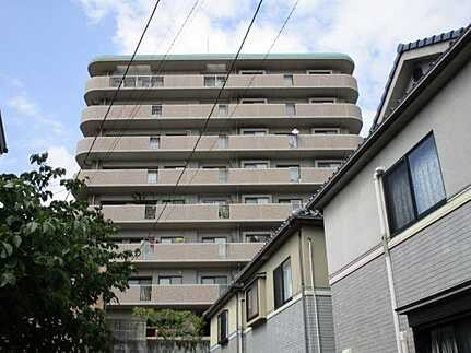ルミエール戸坂の外観