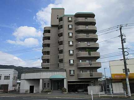ルミエール戸坂の外観