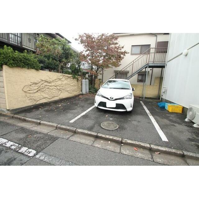 フォーブル藤野(フォーブルフジノ)の駐車場