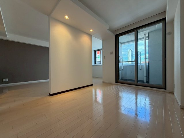 プライムアーバン堺筋本町の居間・リビング