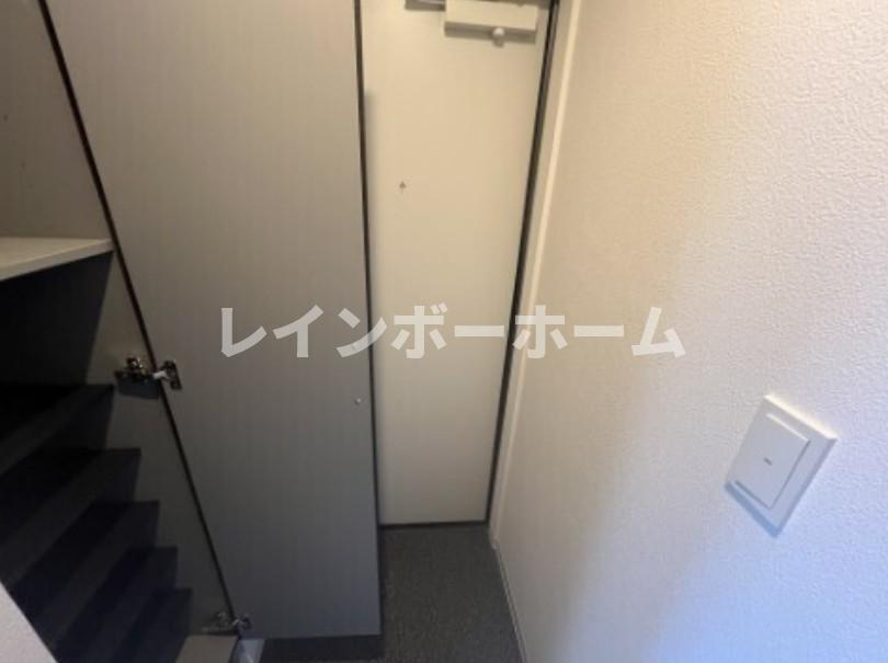 ジーメゾン春日部粕壁カヴェリの玄関