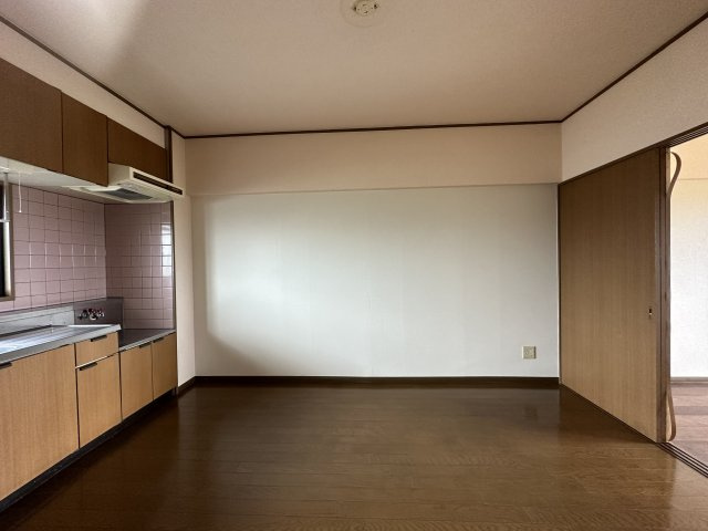 アンシャンテの居間・リビング