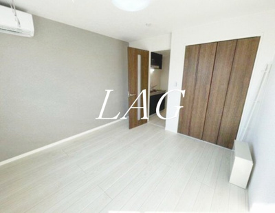 【居間・リビング】 | Ｌｕｘｅ松戸 | 洋室のお部屋です。