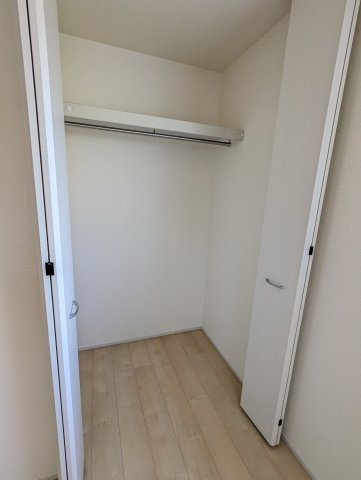 日立市相田町５期の収納|各居室に収納スペースがあり、お部屋をすっきりとお使いいただけます♪