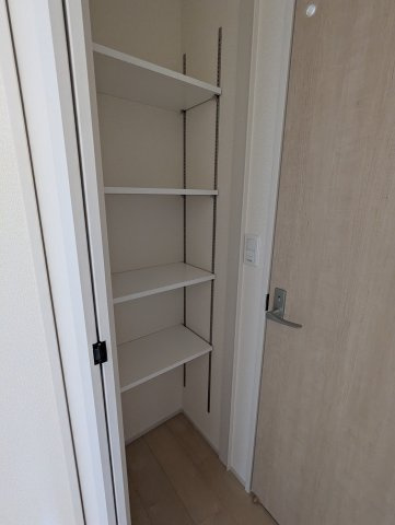 日立市相田町５期の収納|２階の収納には日用品のストップなどしまっておくのに大変便利です