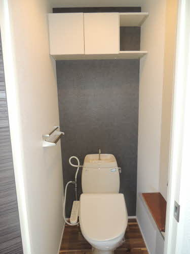 フレグランスセトミA棟のトイレ