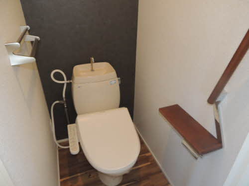 フレグランスセトミA棟のトイレ