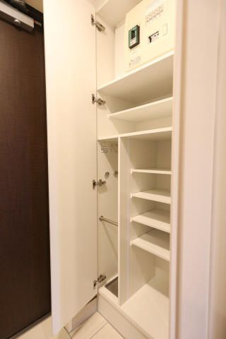 スカイコートパレス千川の収納