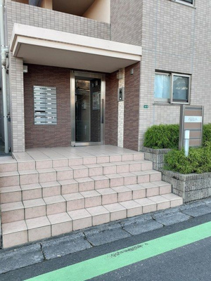 【エントランス】 | メゾンクレール