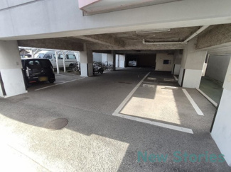 【駐車場】 | ロイヤルクレイン佐古 | カースペースがあります