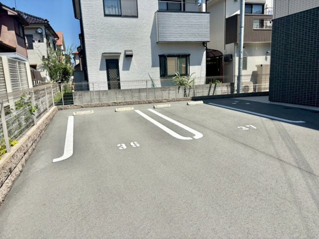 エクセルコートⅡの駐車場