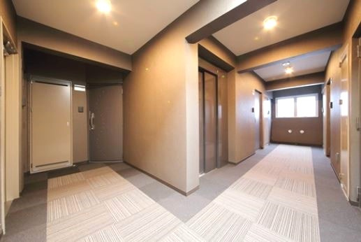 プレール・ドゥーク住吉Ⅲのロビー