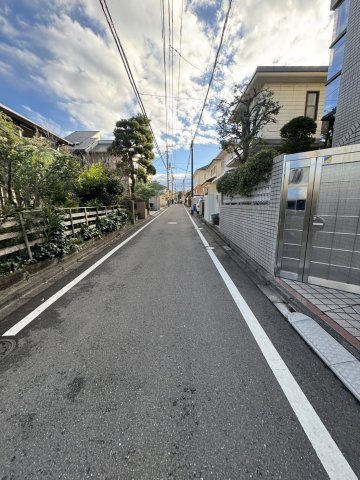 【前面道路含む現地写真】 | 世田谷区中町1丁目