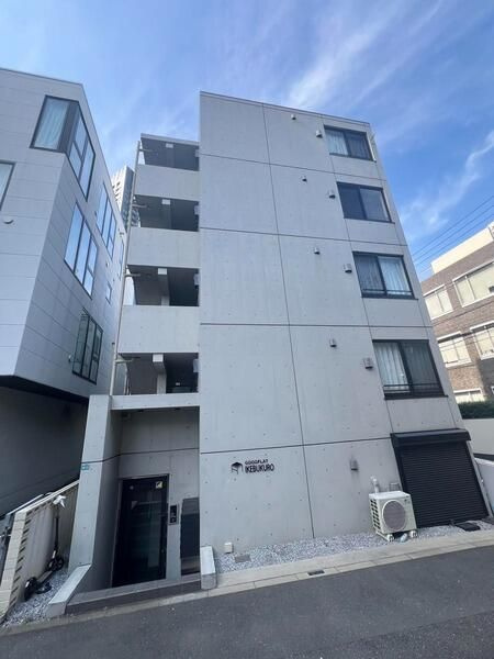 ＣＯＣＯＦＬＡＴ池袋の外観
