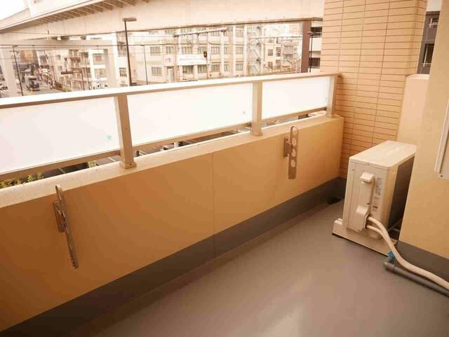 グランデュール富士のバルコニー