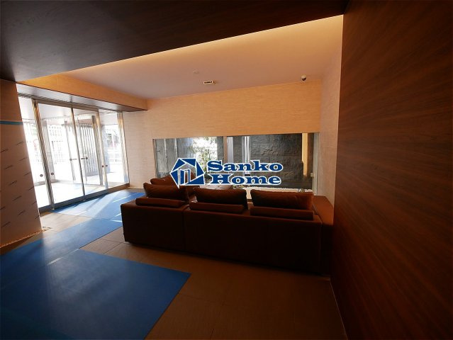 グランデュール富士のロビー