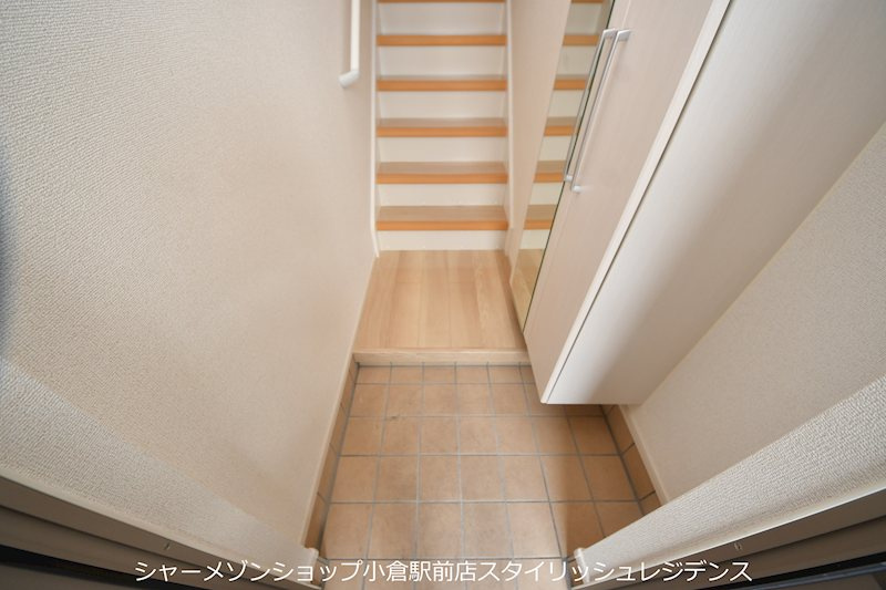 ポルテ・コートの玄関