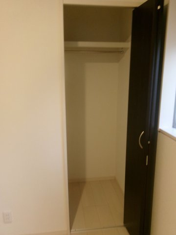 コート・ロッソの収納