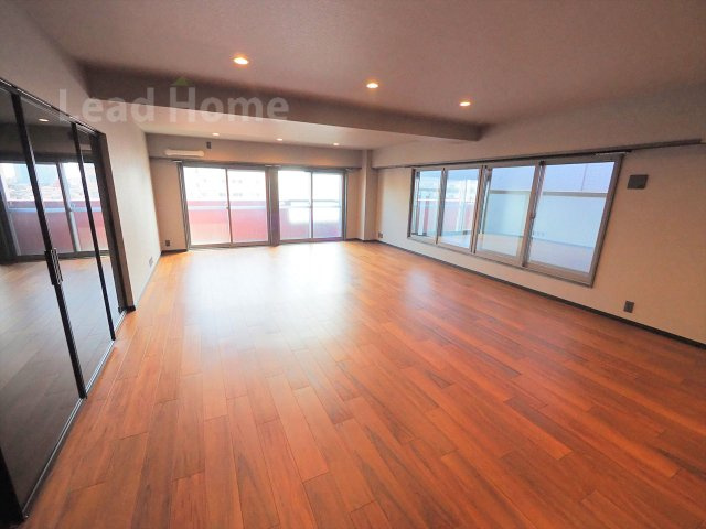 【居間・リビング】 | 五反田ガーデンハイツ