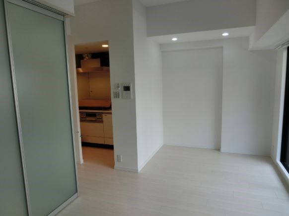 【居間・リビング】S-RESIDENCE神戸磯上通