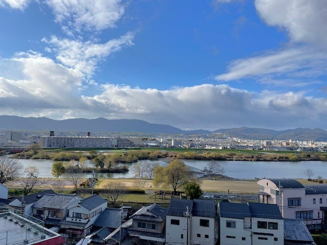 令和７年１２月リフォーム済み◆南西向き陽当たり良好２ＬＤＫ◆桂川ハイツ２号館の展望|バルコニーからの眺望