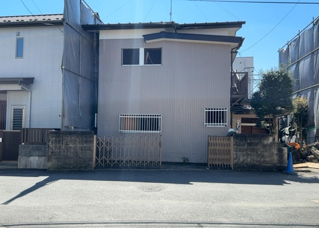 【外観】 | 販売されている全ての土地が、宅地用の土地であるとは限りません。都市計画法に基づき、基本的に住宅を建てることができるのは土地計画区であることに加え、市街化区域として定められている地域のみとなっています。