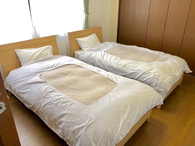 伸建ビルの洋室