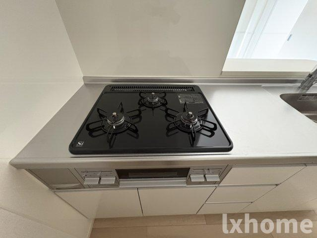 Ｓａｌｌｉｅｒのキッチン|コンパクトなキッチンで掃除もラクラク