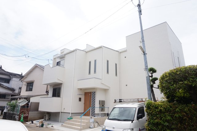 熊本市中央区子飼本町のアパートの駐車場
