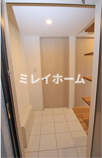 ルクレ馬込の玄関