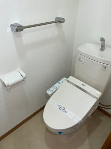 葛飾区白鳥１丁目の賃貸マンションのトイレ