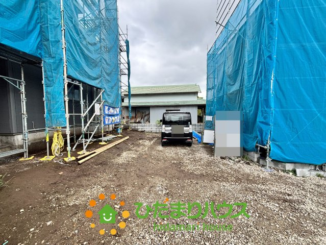 白岡市白岡7期　新築一戸建て　02　リーブルガーデンの駐車場|2026/06/08　撮影