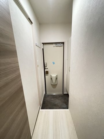 【玄関】