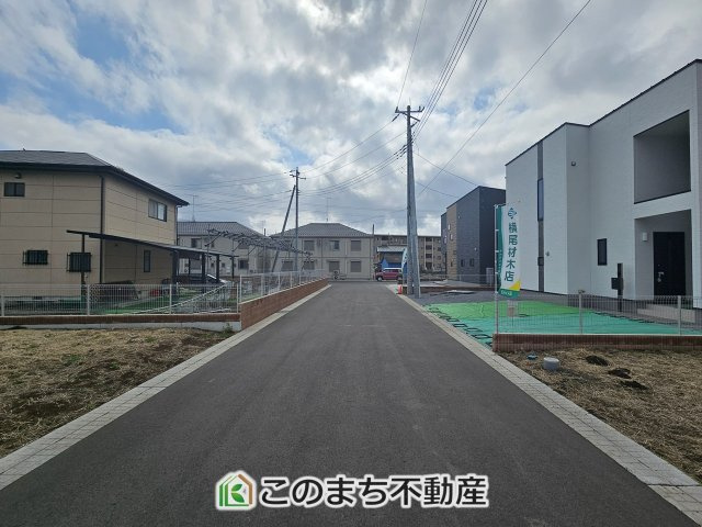クライン下野市川中子第1期の前面道路含む現地写真|前面道路含む現地写真
