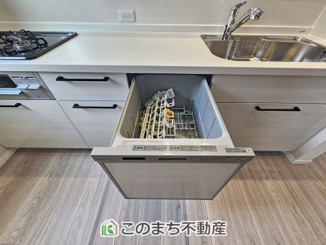 クライン下野市川中子第1期のキッチン|ビルトイン食器洗乾燥機付きで、家事を楽に♪