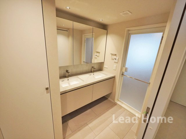 【独立洗面台】 | 外苑マンション