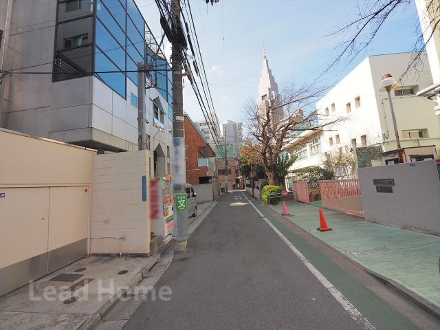 【その他】 | 外苑マンション | 副都心線「北参道」駅から徒歩約5分、利便性の高い好立地です。