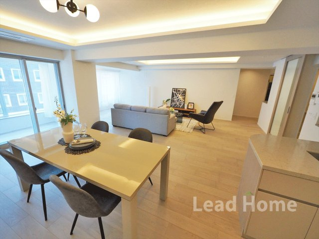 【居間・リビング】 | 外苑マンション