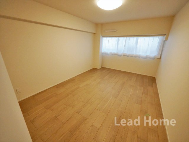 【洋室】 | 外苑マンション