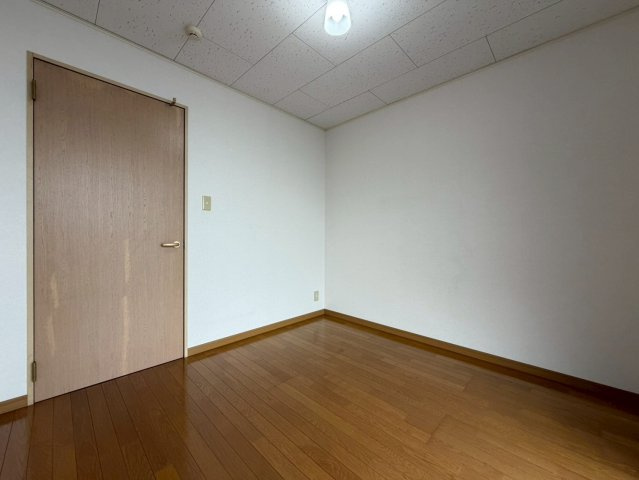 【洋室】