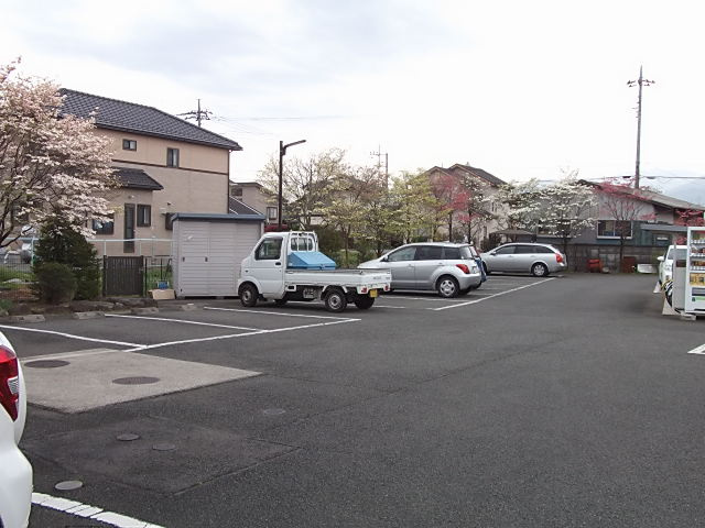 【駐車場】 | シャーメゾン花みずき | 駐車場２台込☆
『シャーメゾン花みずき』
